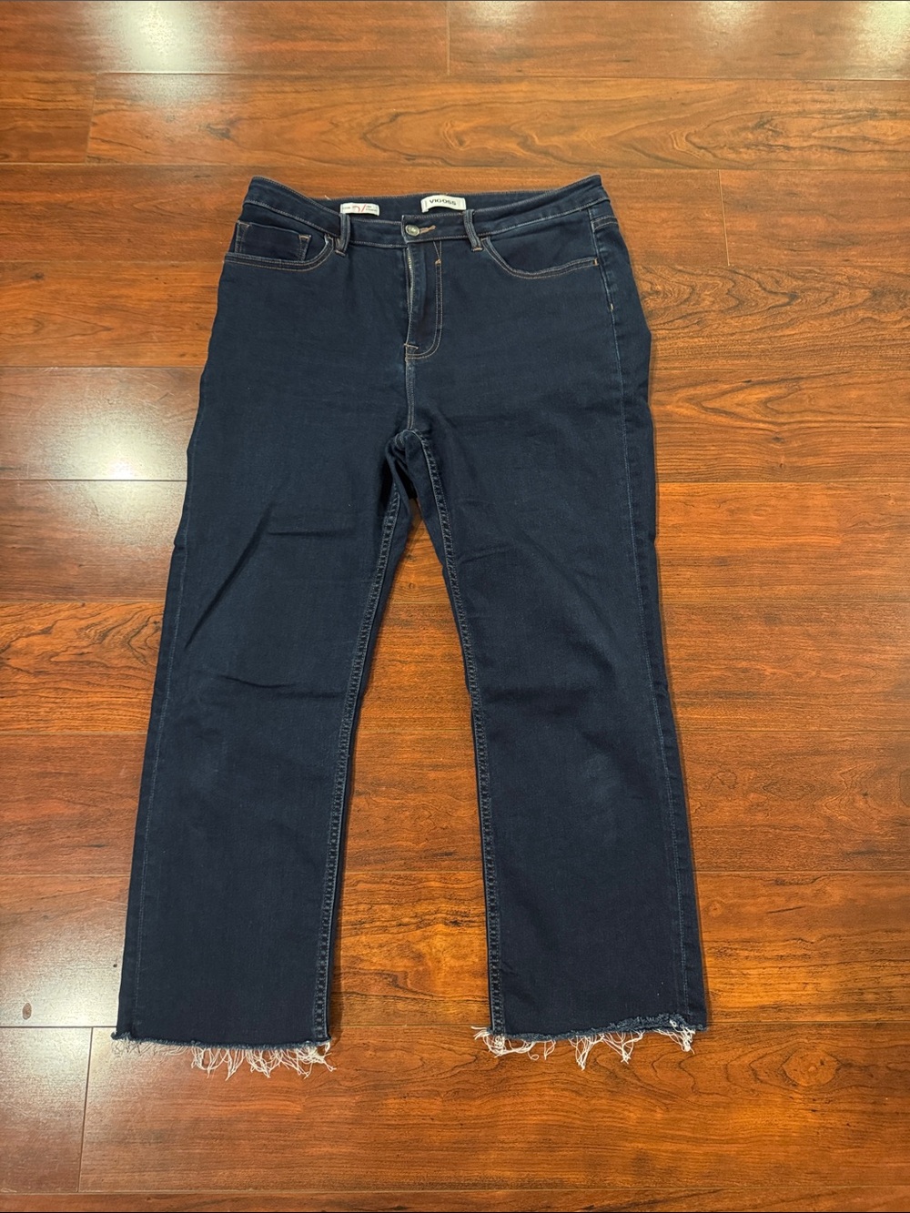 Vigoss Dark Indigo Cropped Straight Jeans with Frayed Hem